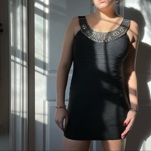 VINTAGE TRIXXI GOING OUT EMBROIDERED SEQUIN SPARKLY BLACK MINI DRESS SIZE SMALL